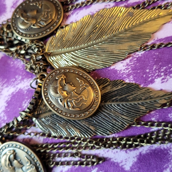 Necklace - Picture 3 of 4